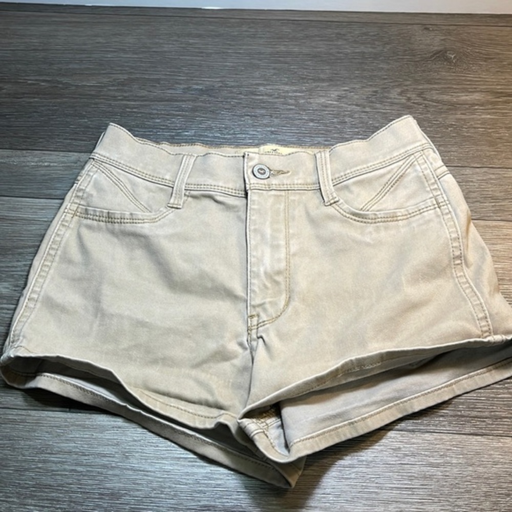 Holister short-shorts size 3 (c15)